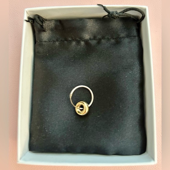 Justine Clenquet Gold Kerry Earring - Picture 5 of 7